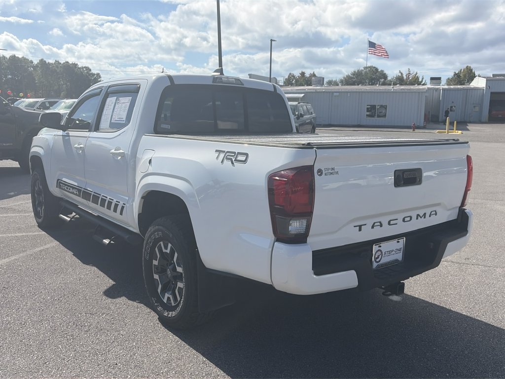 Used 2020 Toyota Tacoma SR w/ SR Convenience Package RWD image 5