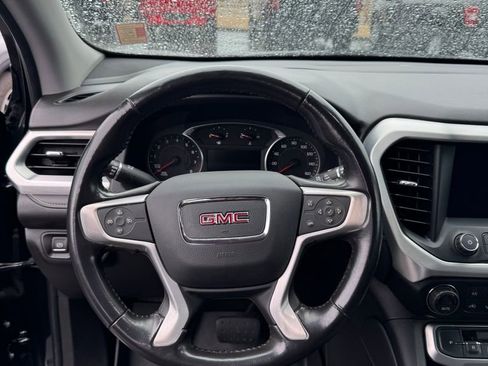 Used 2020 GMC Acadia SLE w/ Driver Convenience Package image 18