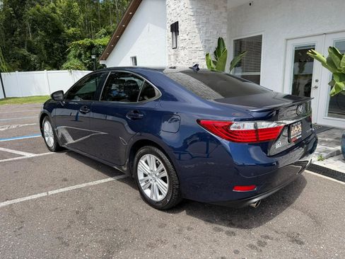Used 2014 Lexus ES 350 w/ Premium Package FWD image 11