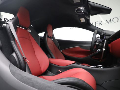 New 2026 McLaren Artura TechLux image 29