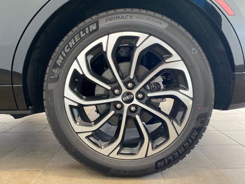 New 2026 Lincoln Nautilus Reserve AWD/4WD image 24