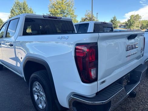 Used 2023 GMC Sierra 1500 Pro w/ Pro Value Package AWD/4WD image 7