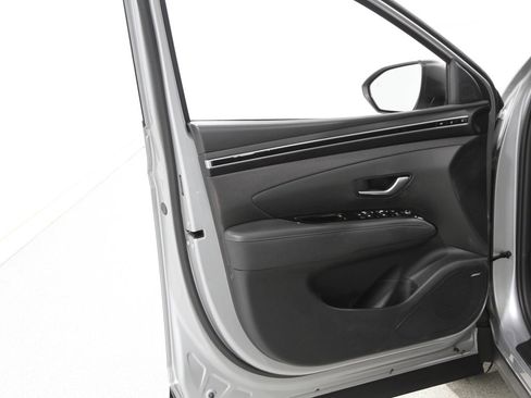 Certified 2023 Hyundai Tucson Limited w/ Winter Package image 4