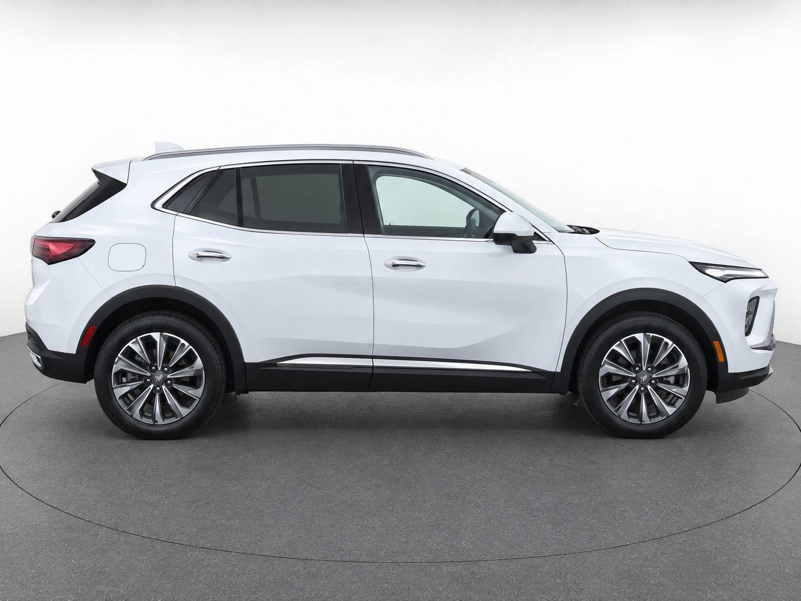 Used 2024 Buick Envision Preferred AWD/4WD image 4