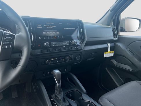 New 2026 Nissan Frontier 2WD Crew Cab image 24