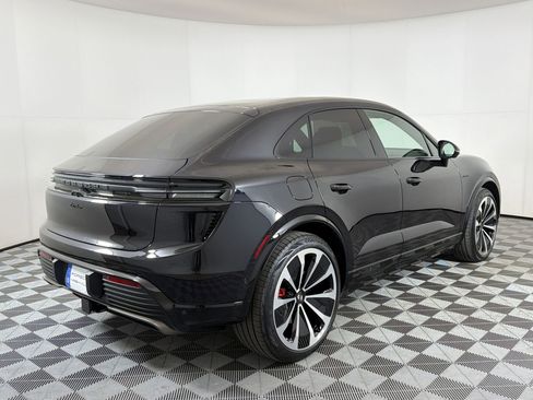 New 2026 Porsche Macan Turbo Electric image 10