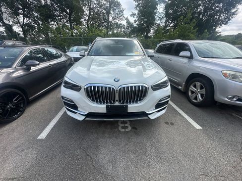 Used 2021 BMW X5 xDrive40i w/ Convenience Package AWD/4WD image 2