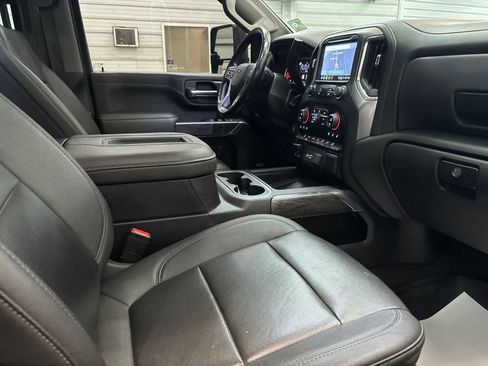 Used 2022 Chevrolet Silverado 2500 LTZ w/ LTZ Plus Package AWD/4WD image 28
