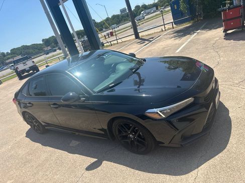 Used 2024 Honda Civic Sport image 3