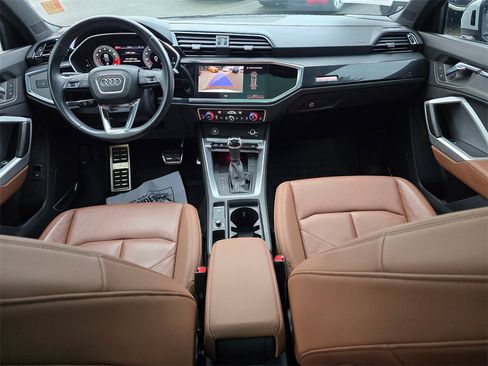 Used 2021 Audi Q3 2.0T Premium Plus w/ Premium Plus Package image 21