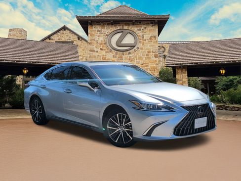 Certified 2024 Lexus ES 350 w/ Premium Package image 24