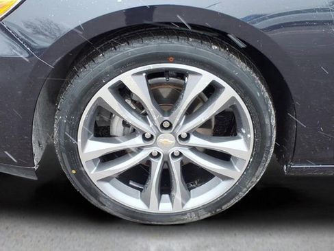 Used 2023 Chevrolet Malibu LT image 10