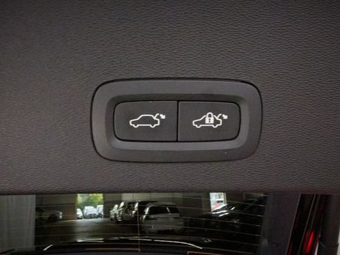 Certified 2023 Volvo C40 P8 Recharge Plus w/ Climate Package AWD/4WD image 27