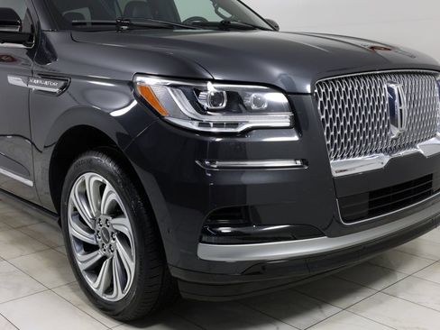 Used 2023 Lincoln Navigator Reserve image 38