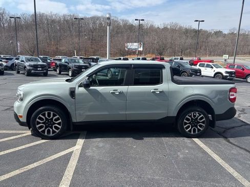 Used 2024 Ford Maverick Lariat image 2