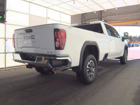 Used 2023 GMC Sierra 3500 SLE image 7