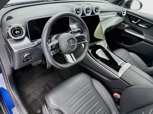 Certified 2026 Mercedes-Benz GLC 300 image 9
