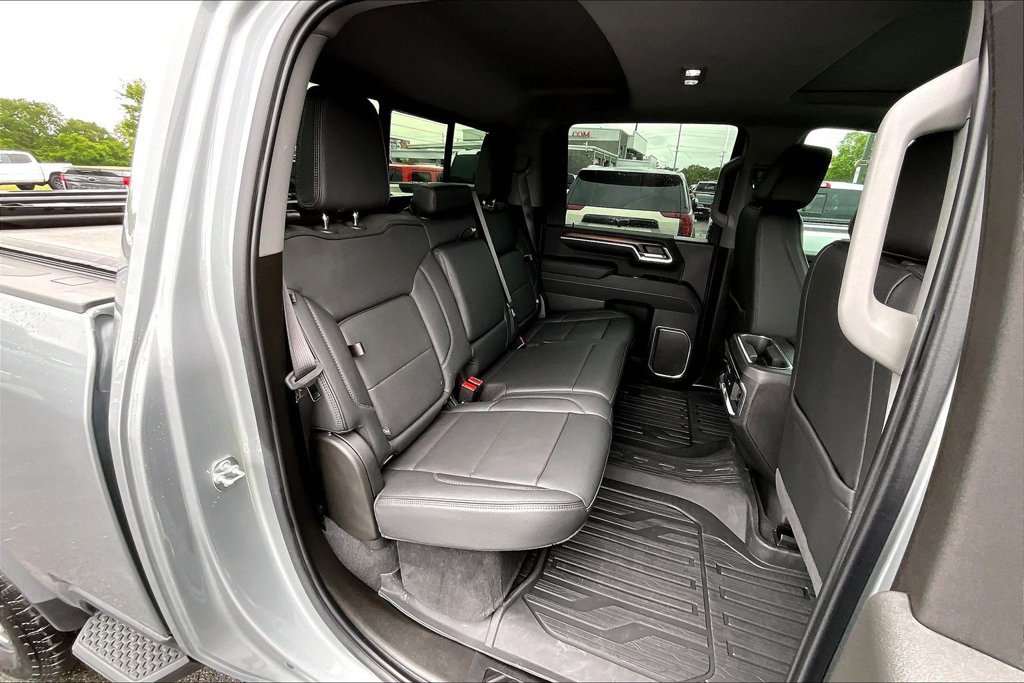 Used 2025 GMC Sierra 3500 Denali w/ Denali Reserve Package AWD/4WD image 28