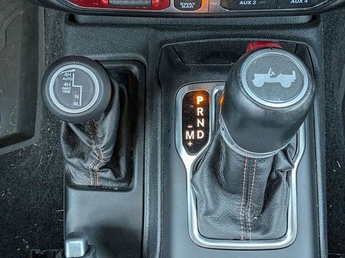 Certified 2021 Jeep Wrangler Unlimited Rubicon w/ Dual Top Group AWD/4WD image 18