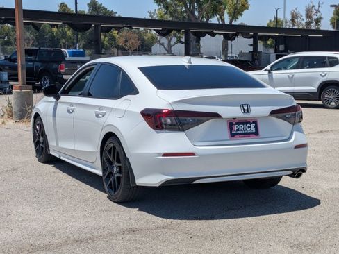 Used 2025 Honda Civic Sport image 8