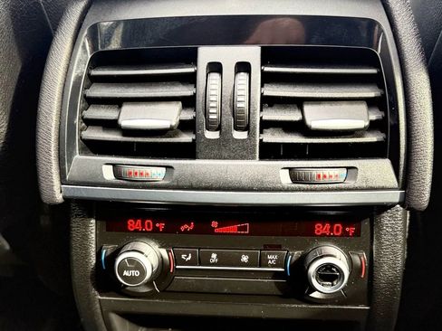 Used 2016 BMW X5 xDrive35d image 39