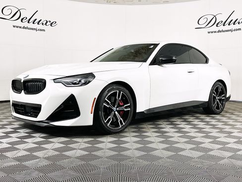 Used 2023 BMW 230i xDrive Coupe w/ Premium Package AWD/4WD image 3