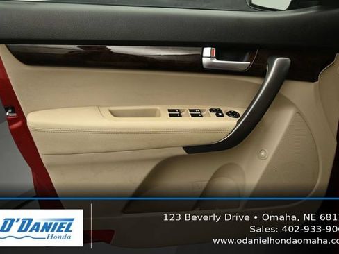 Used 2014 Kia Sorento LX FWD image 23