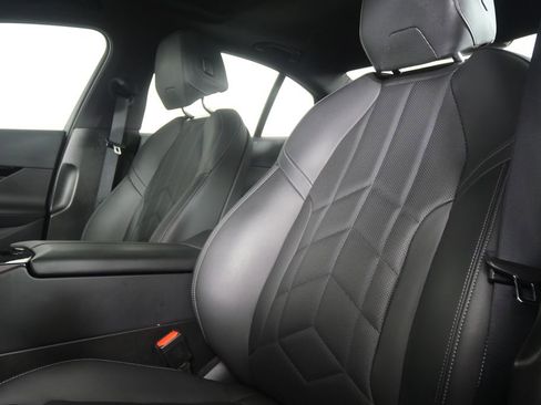 Certified 2024 BMW 530i image 10