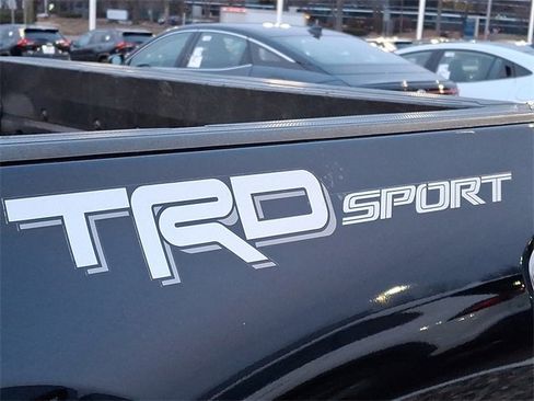 Certified 2022 Toyota Tacoma TRD Sport image 30