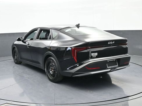 Used 2025 Kia K4 LX image 4