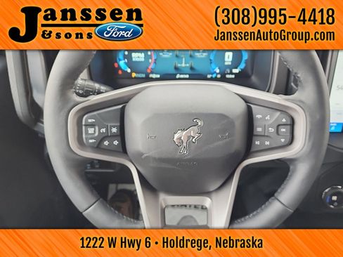 New 2025 Ford Bronco Badlands w/ Sasquatch Package AWD/4WD image 24