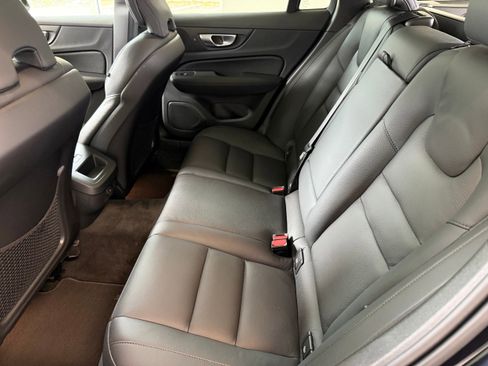 Certified 2024 Volvo V60 B5 Cross Country Plus w/ Protection Package Premier AWD/4WD image 25
