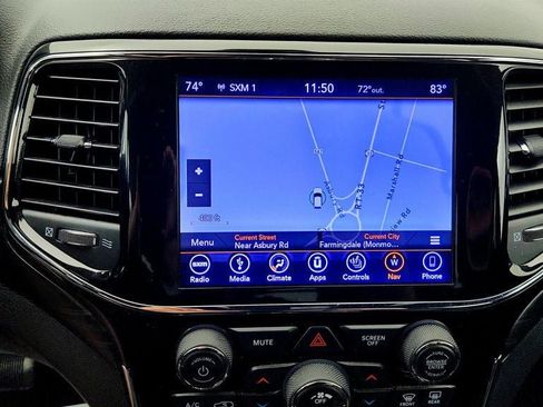 Used 2019 Jeep Grand Cherokee Laredo RWD image 17