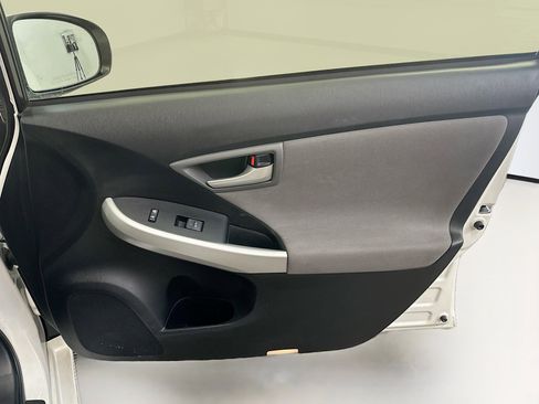 Used 2014 Toyota Prius Prime Plug-In Hybrid FWD image 32