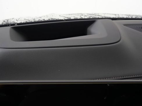 Used 2025 BMW X5 xDrive50e image 23