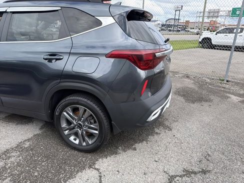 Used 2021 Kia Seltos S AWD/4WD image 8