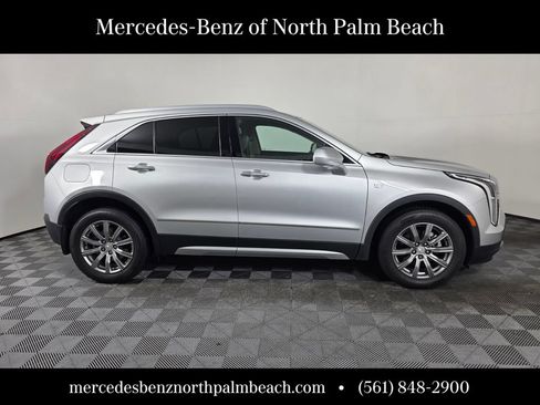 Used 2019 Cadillac XT4 Premium Luxury w/ Driver Awareness Package FWD image 7