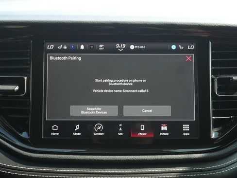 Used 2022 Dodge Durango SRT w/ Technology Group AWD/4WD image 7