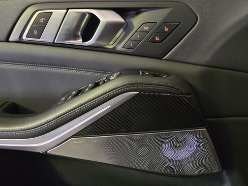 Certified 2023 BMW X5 M50i w/ Executive Package image 10