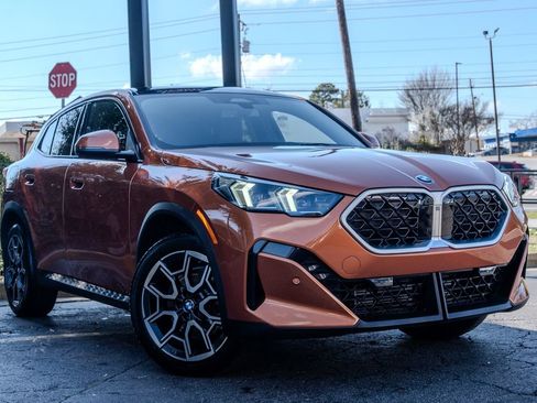 Used 2025 BMW X2 xDrive28i image 3