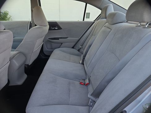 Used 2013 Honda Accord LX image 41