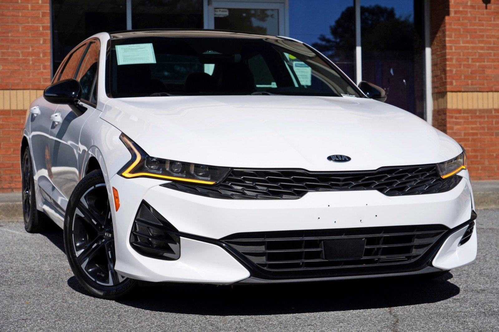 Used 2021 Kia K5 GT-Line AWD/4WD image 2