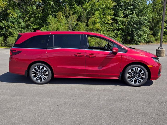 New 2027 Honda Odyssey Elite image 2