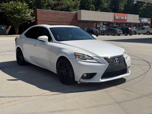 Used 2016 Lexus IS 200t RWD image 3