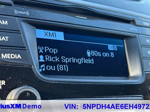 Used 2014 Hyundai Elantra SE image 26