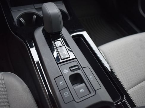 Certified 2026 Toyota Prius LE AWD/4WD image 13