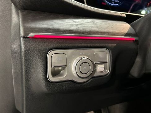 Used 2021 Mercedes-Benz GLE 350 4MATIC image 20