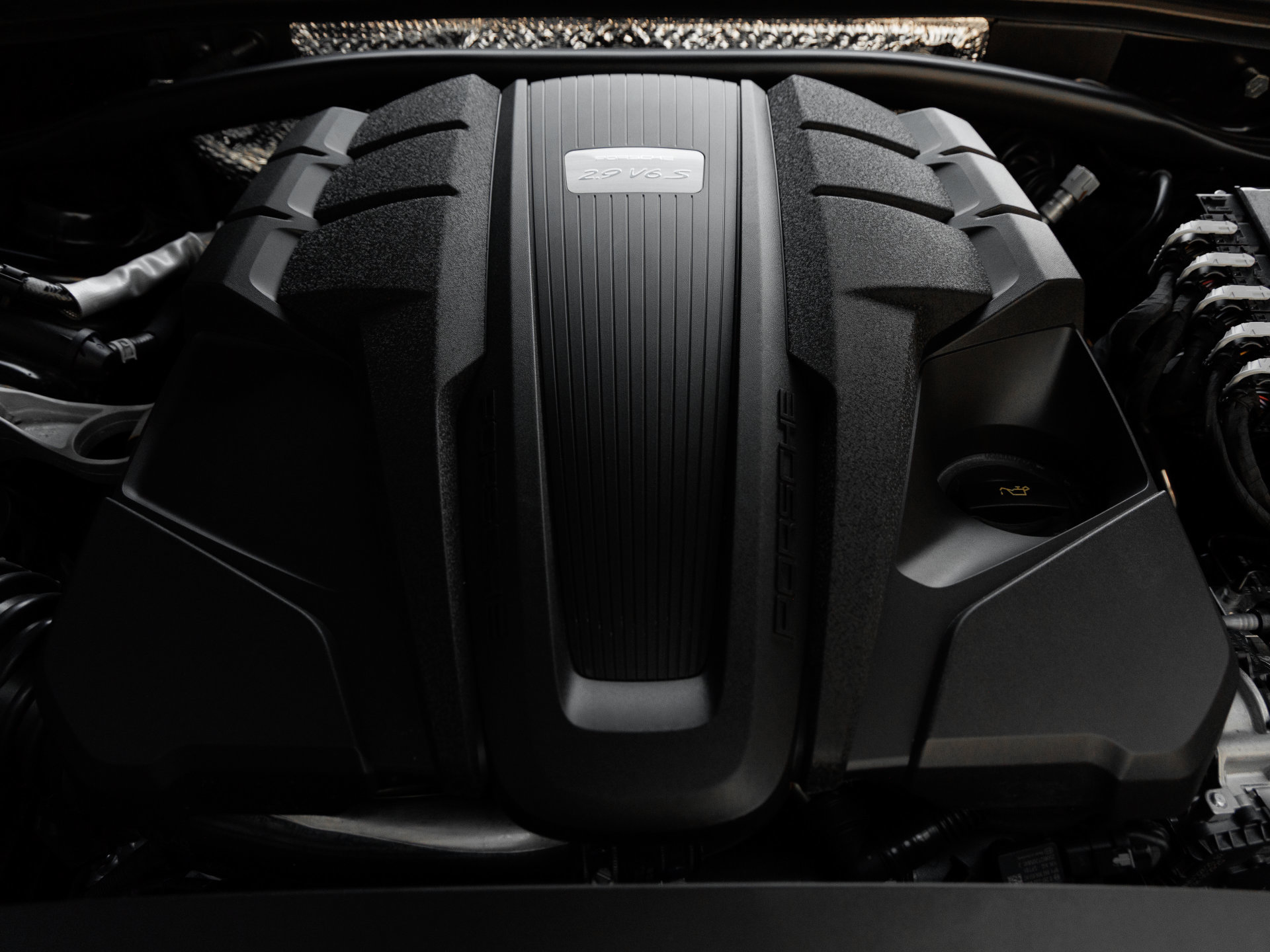 Certified 2026 Porsche Macan S AWD/4WD image 39