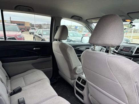 Used 2017 Honda Pilot LX image 26