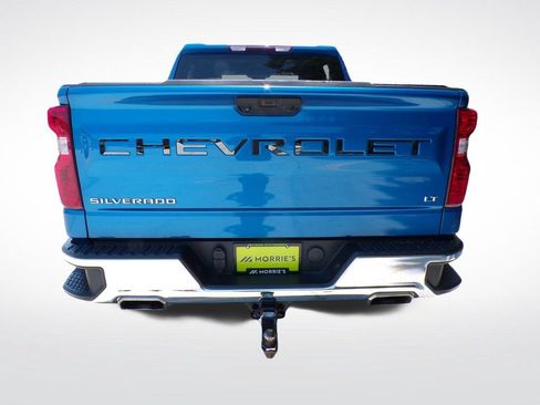 Used 2023 Chevrolet Silverado 1500 LT w/ Z71 Off-Road Package AWD/4WD image 5